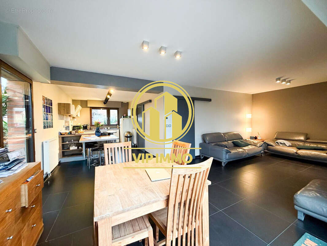 Maison à SAINGHIN-EN-WEPPES