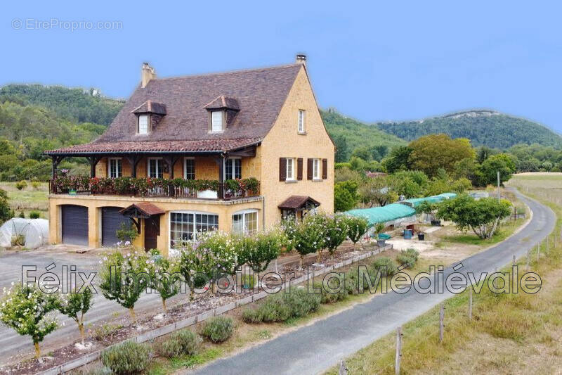 Maison 119 m² à Saint-Cybranet  - photo 2