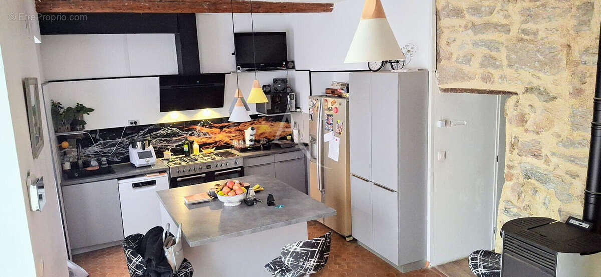 Maison à FAUGERES