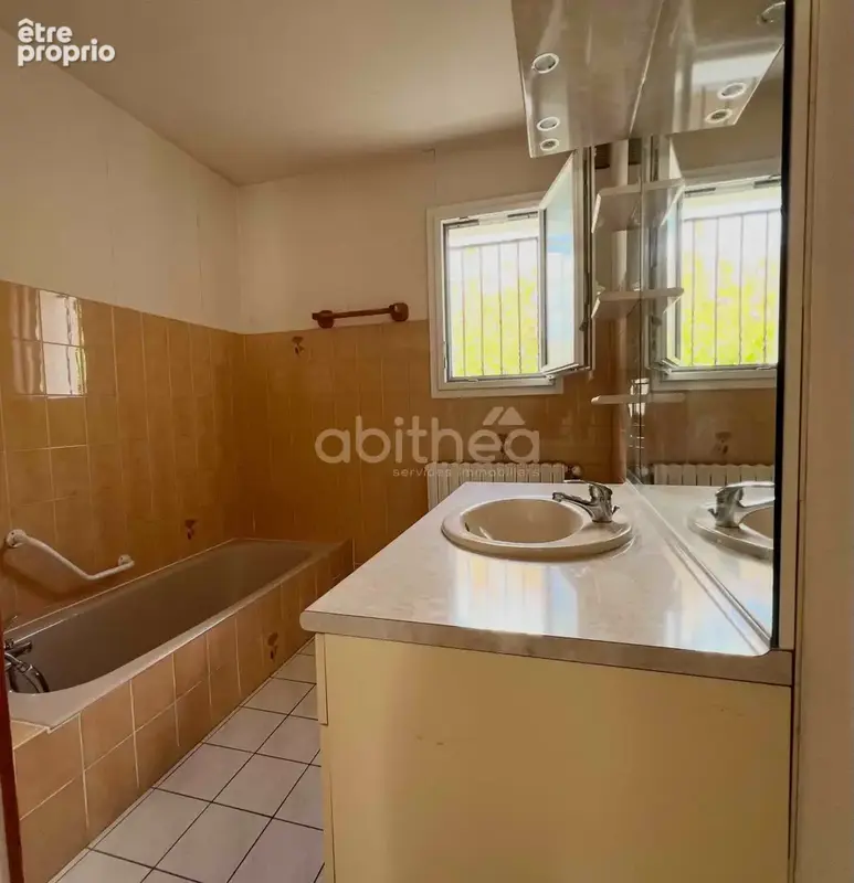Maison spacieuse et fonctionnelle sur sous-sol avec Terrain clos de 700 m2 - photo 8
