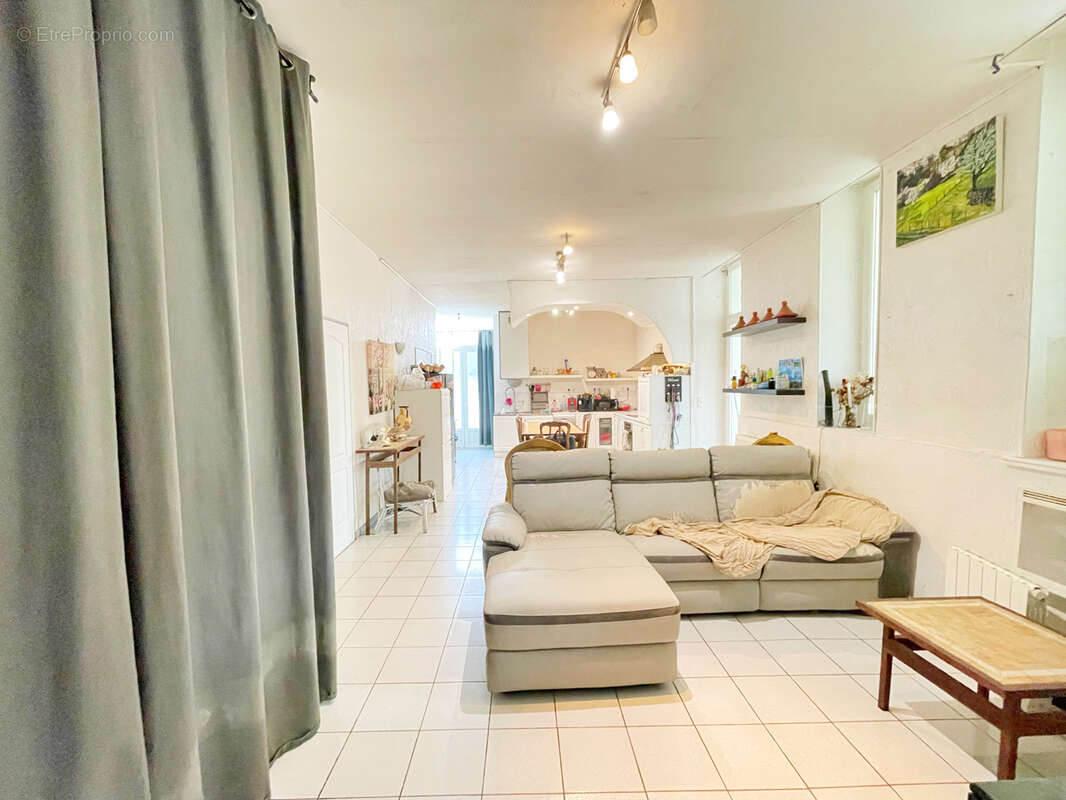 Appartement à VERNAISON