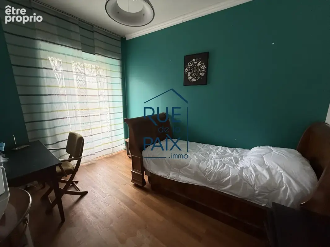 Maison 5 pièces 160 m² à vendre à Saint-Gervais-Les-Trois-Clochers (86230) - photo 8