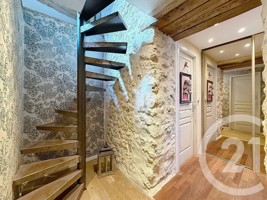 Maison à LOUAN-VILLEGRUIS-FONTAINE