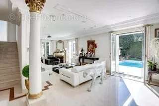 Maison à CANNES