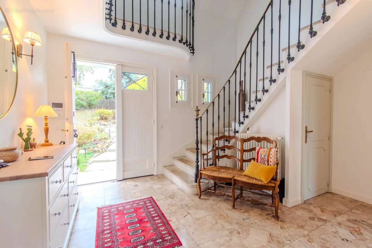 Maison à DEUIL-LA-BARRE