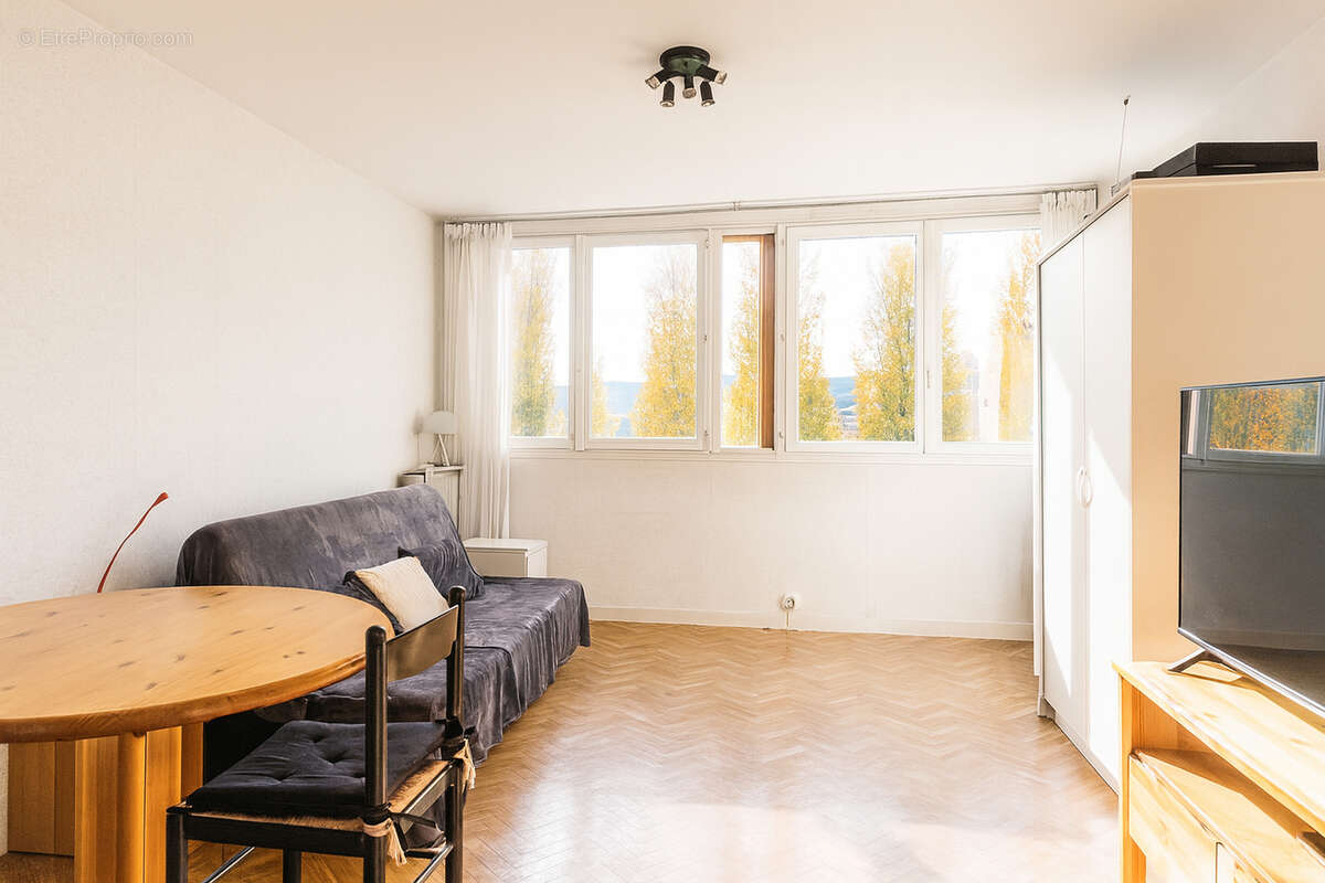 Appartement à IVRY-SUR-SEINE