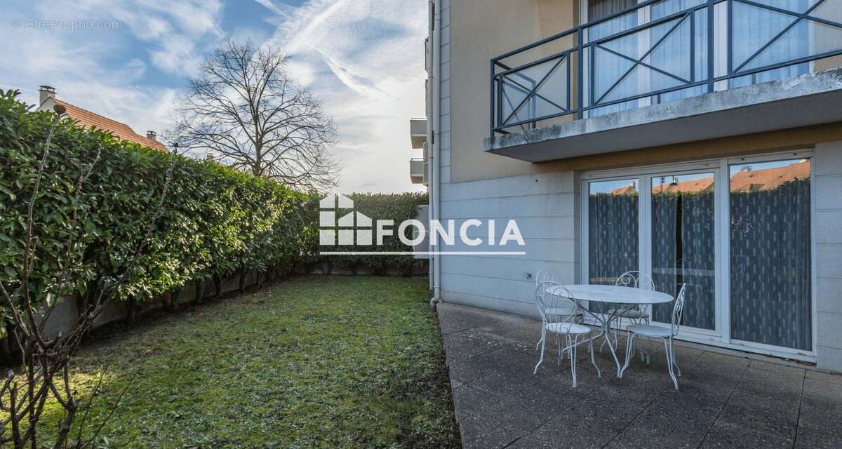 Appartement à MORANGIS