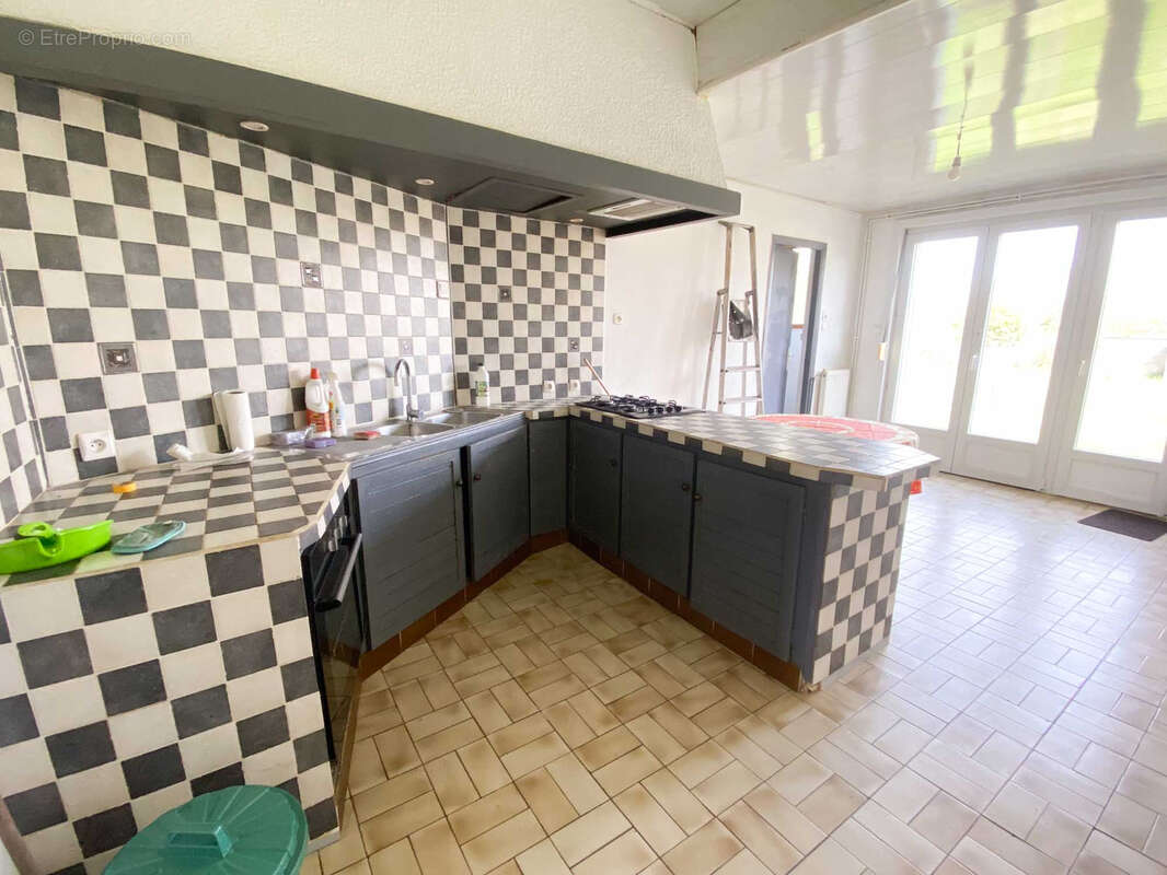 Maison robuste en brique - photo 5