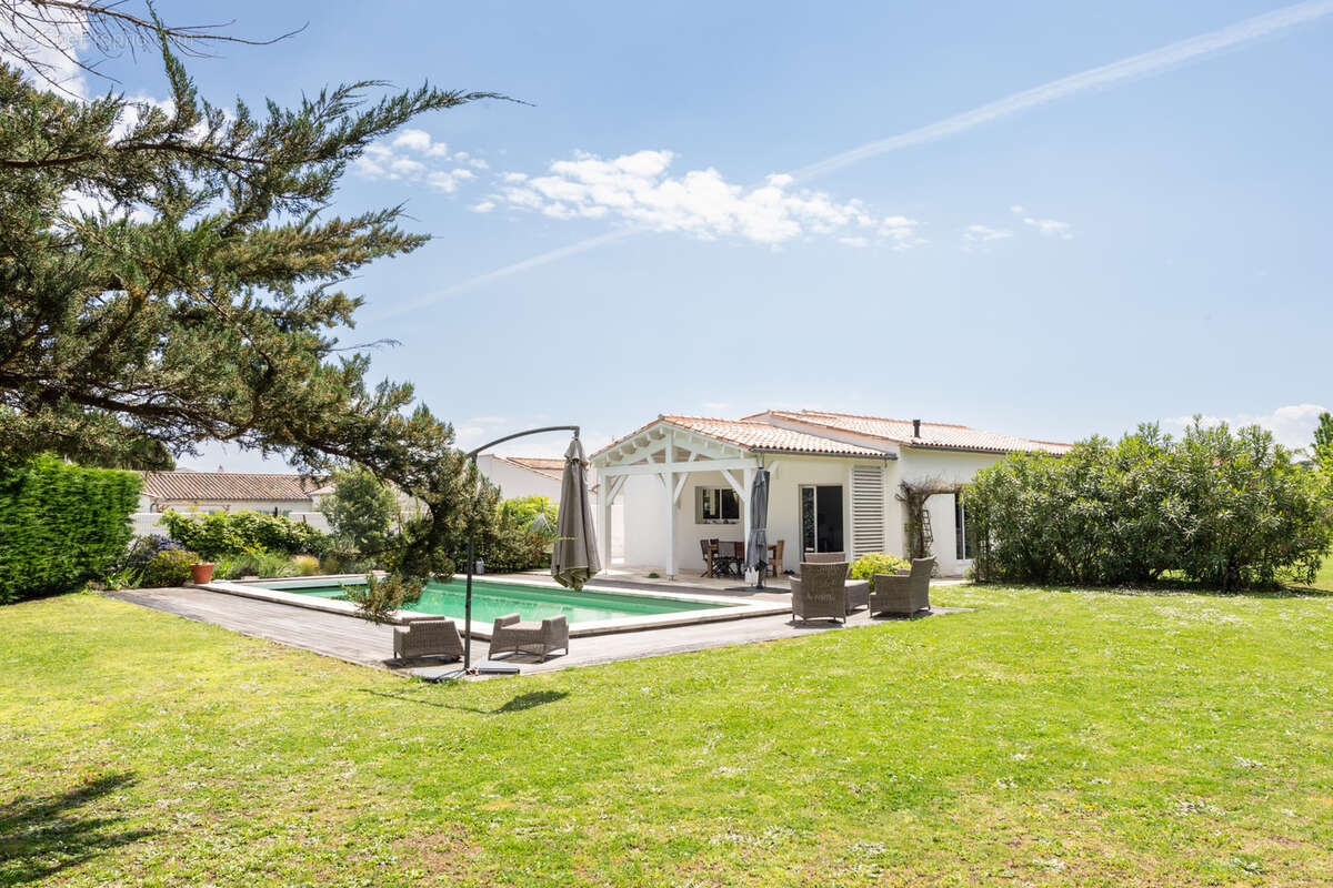 Maison à LA FLOTTE