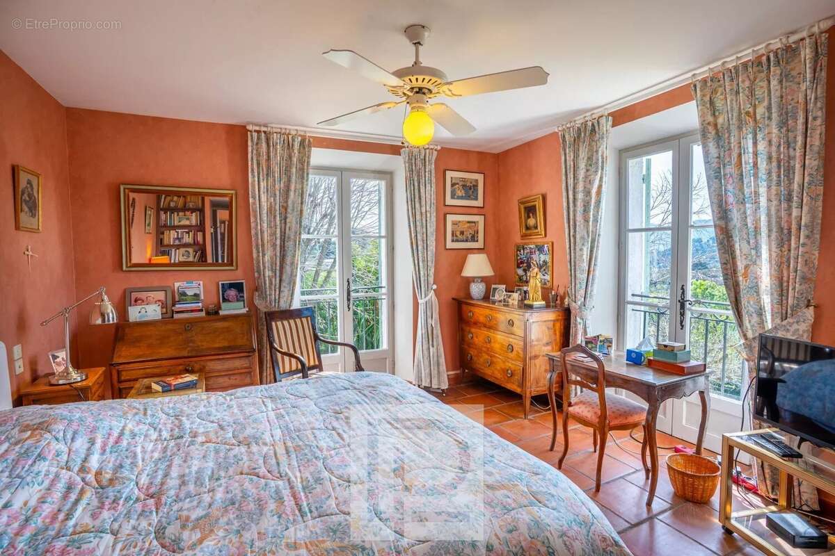 Propriété de charme avec vue panoramique - photo 17