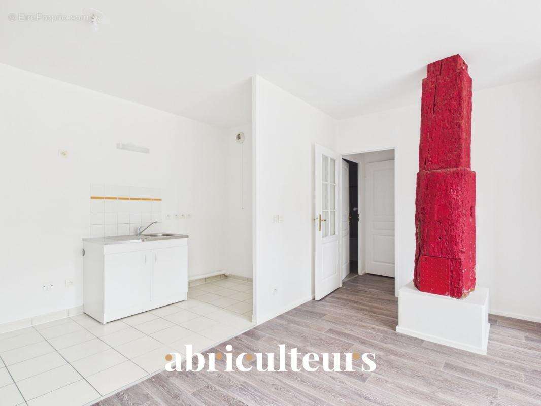 Appartement T2 de caractère rénové avec terrasse et jardin – Résidence de standing à Survilliers - photo 6