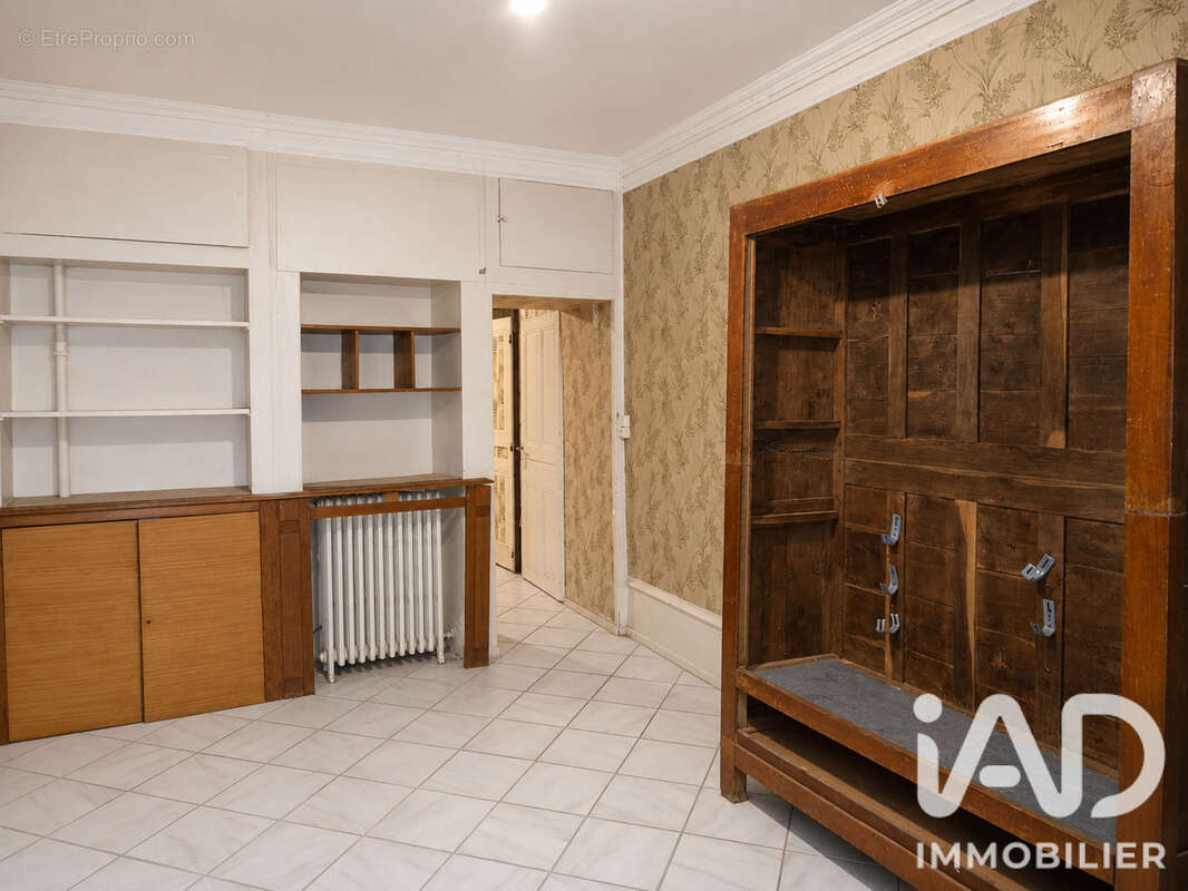Appartement 160 m² à Montagney  - photo 9