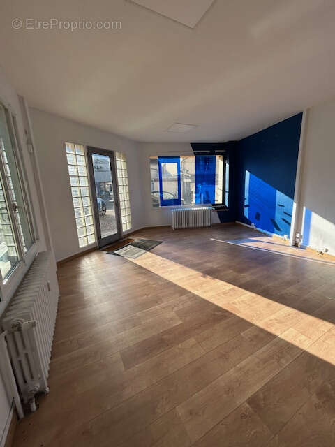 Commerce à CHAUMONT