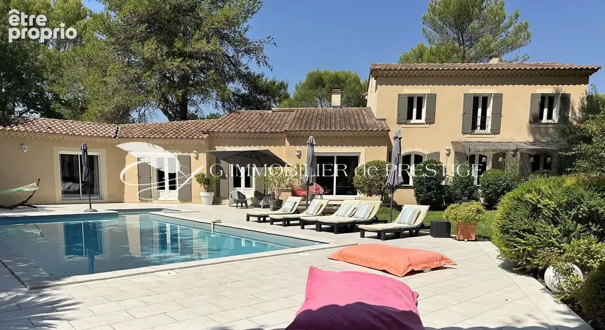 Maison à MAZAN