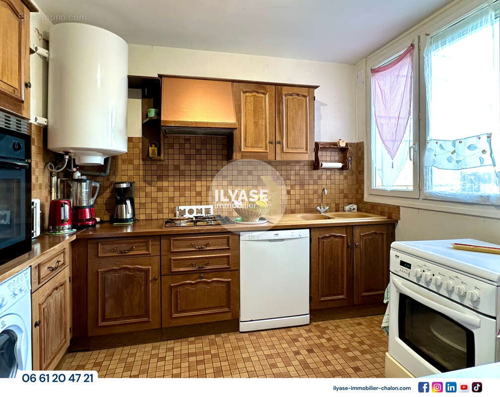 Appartement T4  75 m2  Balcon, garage fermé et cave - photo 9