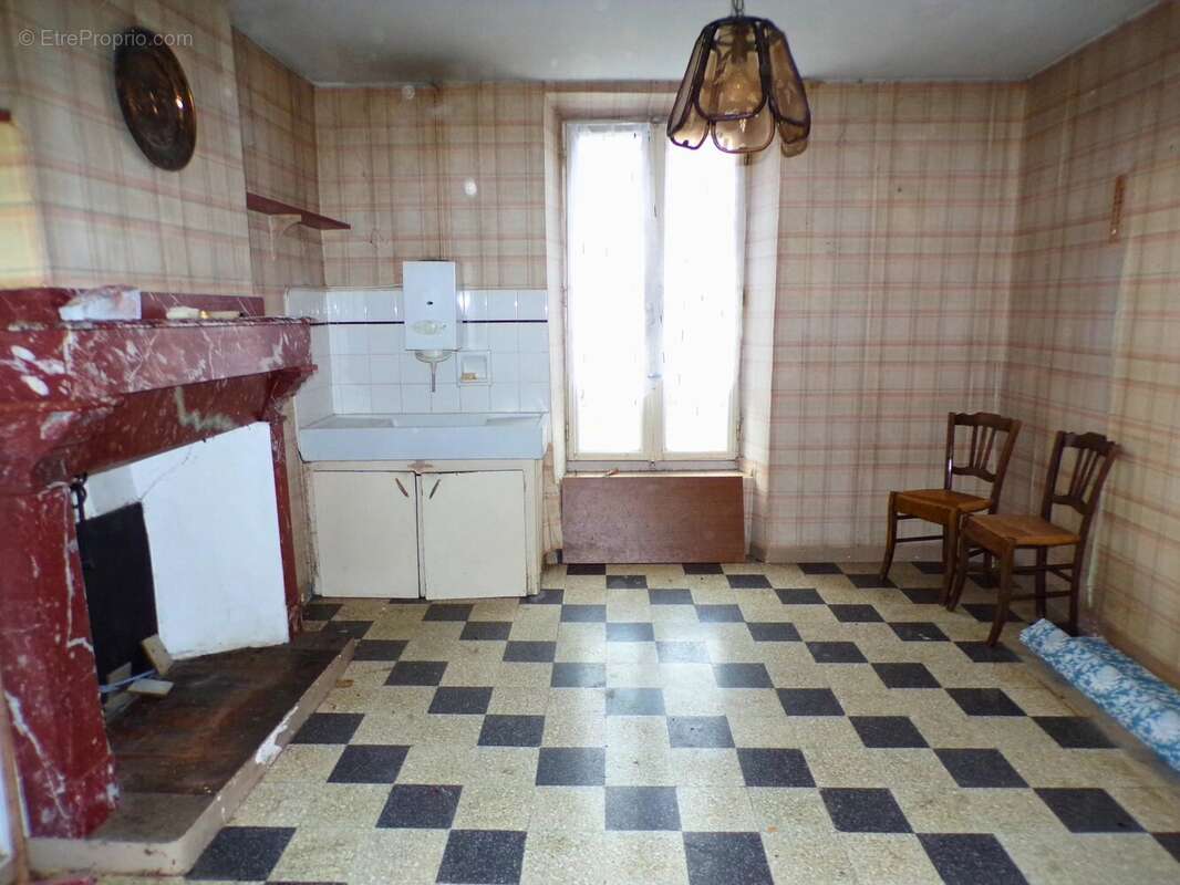 Maison à CAUNES-MINERVOIS