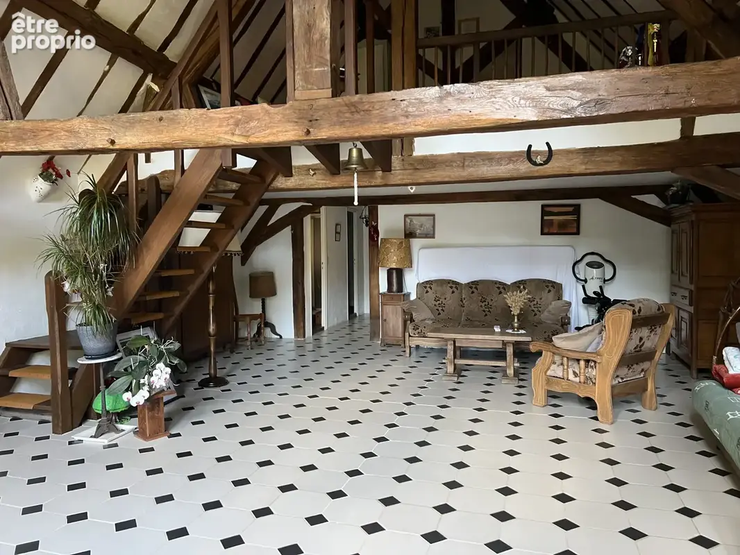 Propriété 9730 m2 : ancien moulin restauré avec garage, parc, sources, rivière - photo 3