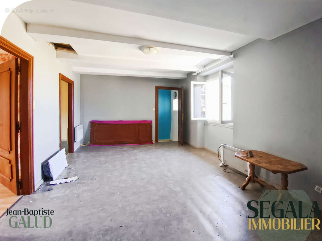 Maison de village de 82 m2 avec deux chambres, jardin et vue dégagée - photo 11