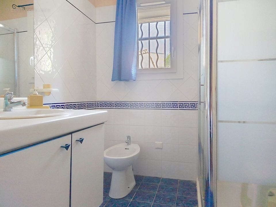 Maison à TAVERNES