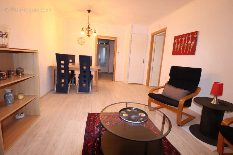 Appartement à BOURBON-L'ARCHAMBAULT