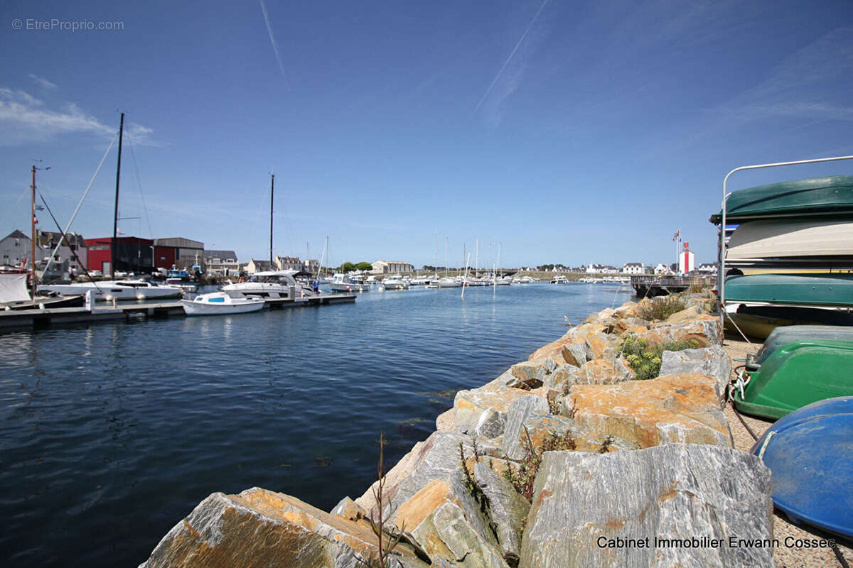 LECHIAGAT - Maison de 130 m² profitant d'une vue sur le port - photo 15