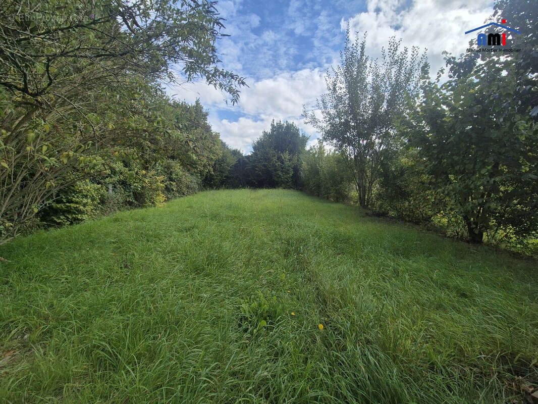 Maison à BELLOU-SUR-HUISNE
