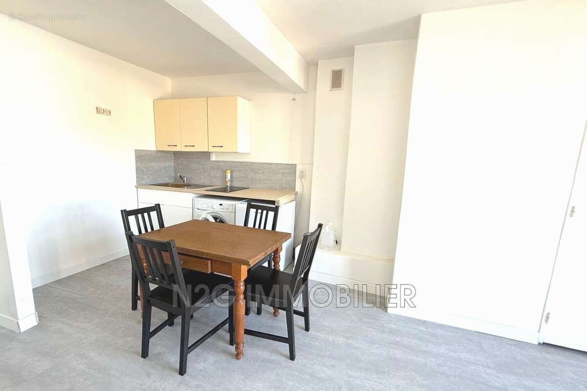 Appartement à LE CANNET