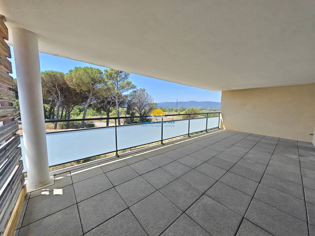 Appartement à FREJUS