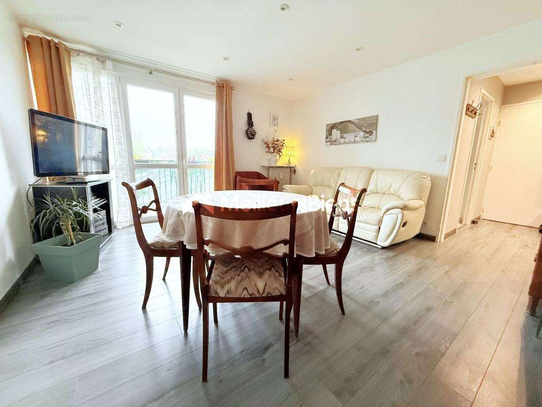 Appartement à MARGENCY