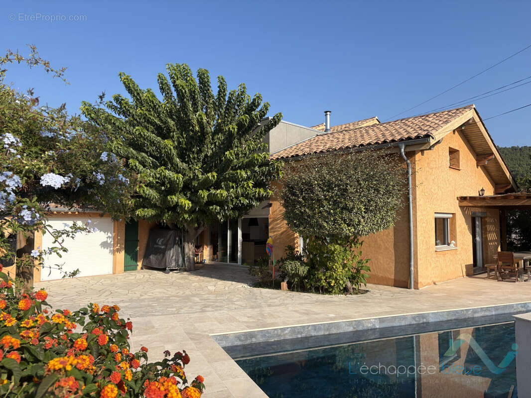 Maison à PUGET-VILLE