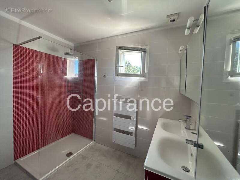 Maison à THORENS-GLIERES