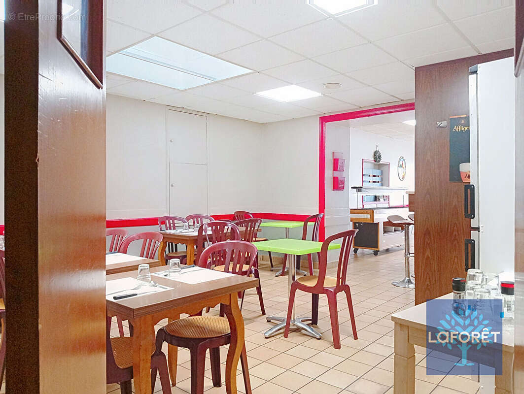 Commerce à LES ESSARTS