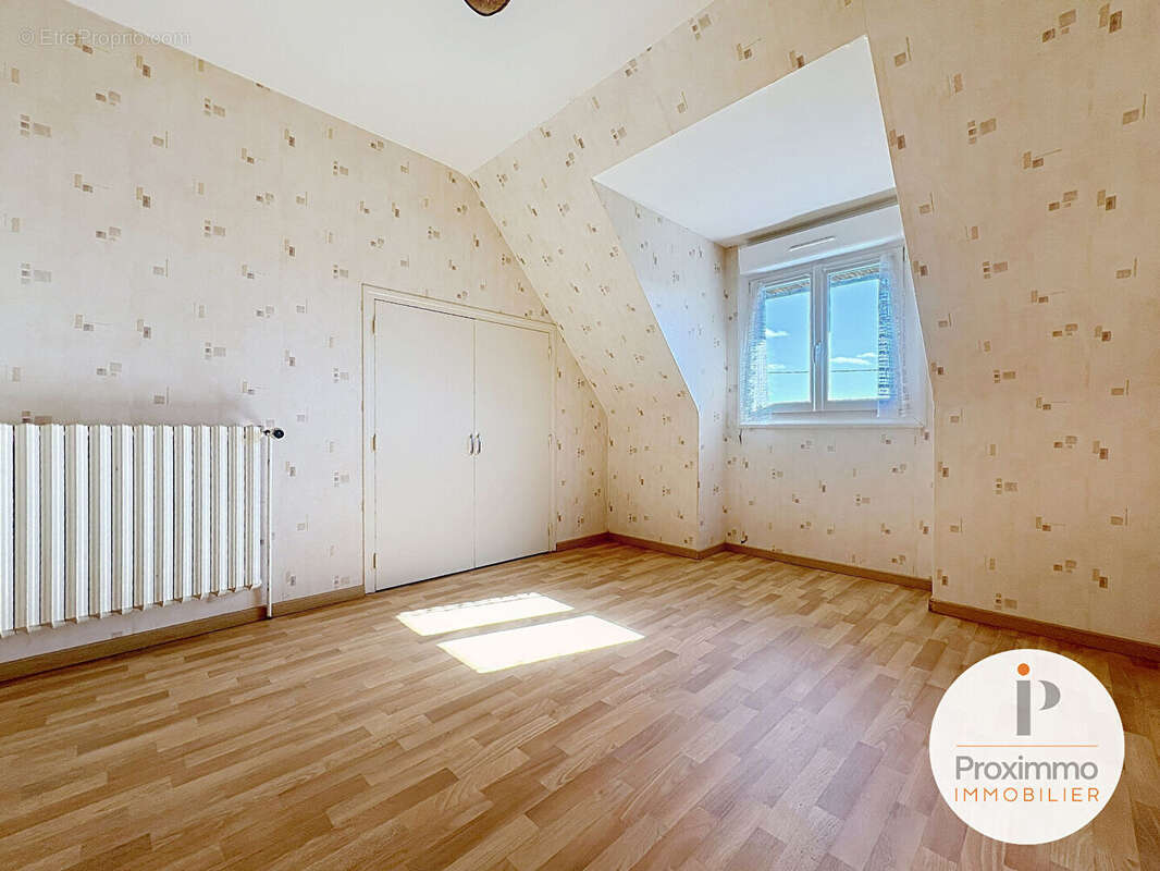 Maison à QUESTEMBERT