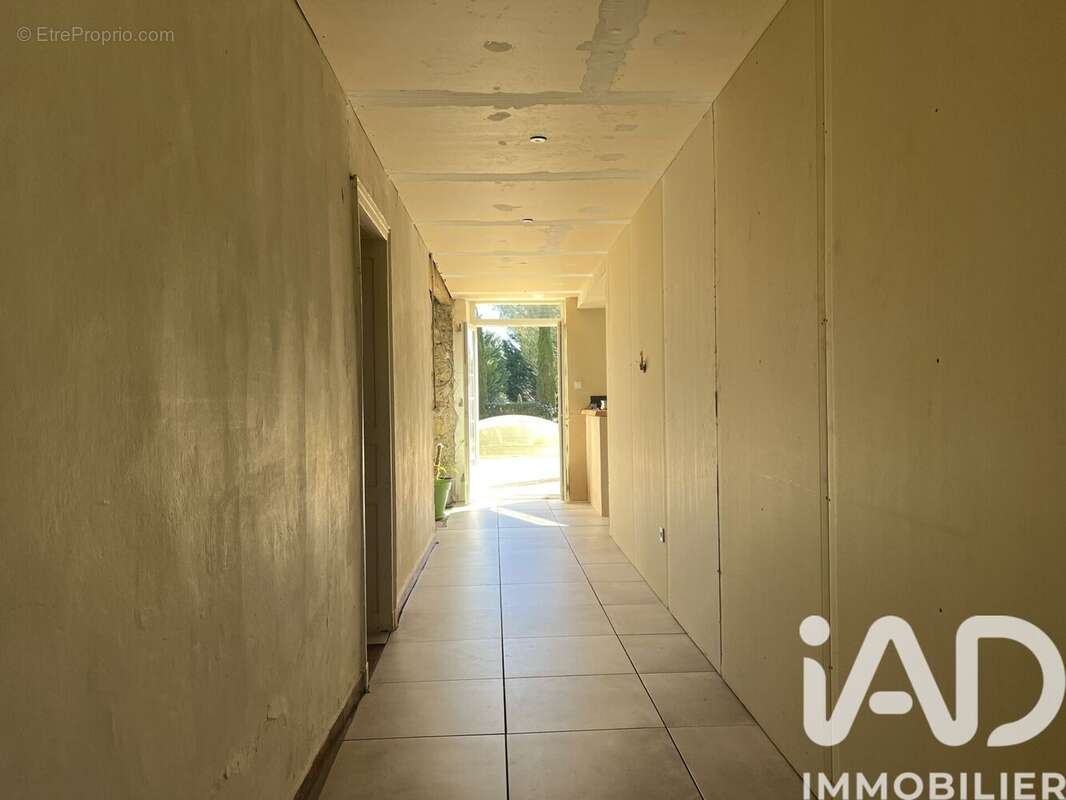 Maison 220 m² à Lencouacq  - photo 8