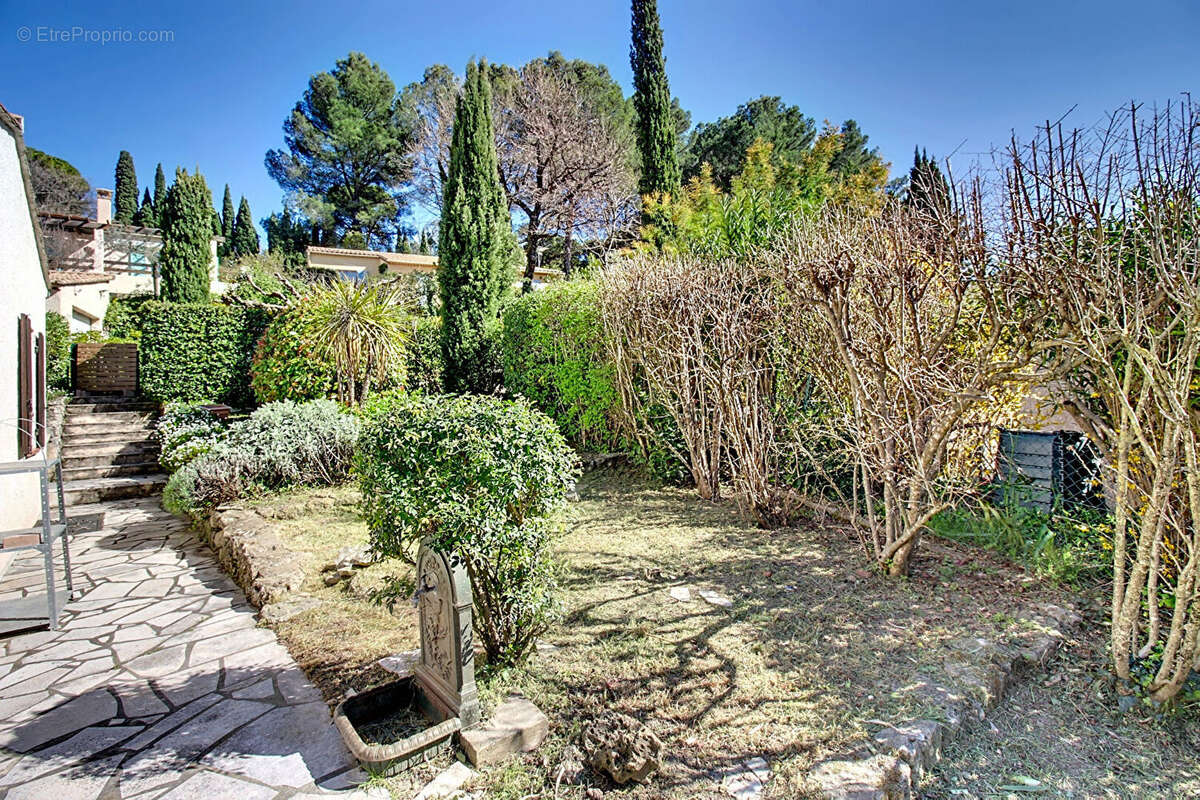Maison à DRAGUIGNAN