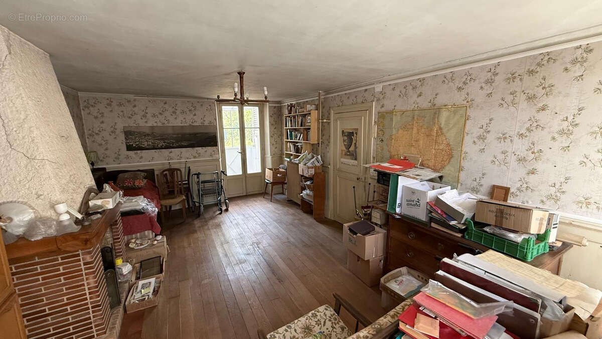 Maison 5 pièces avec dépendances - photo 3