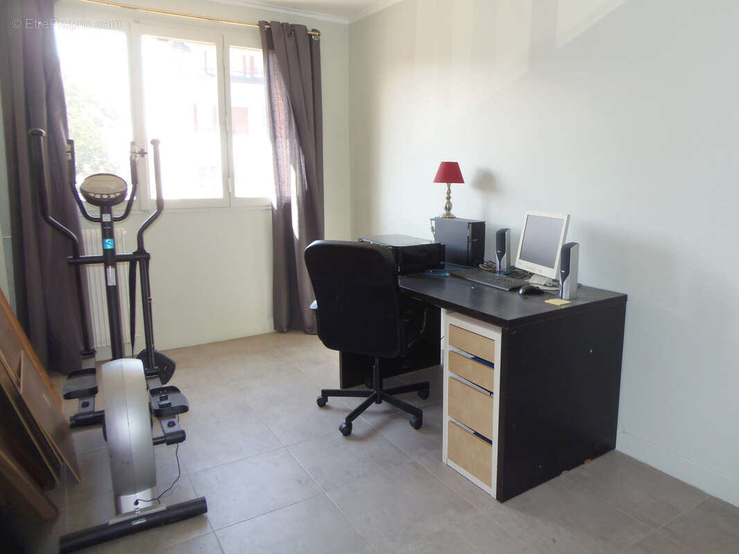 Appartement à NEUILLY-SUR-MARNE