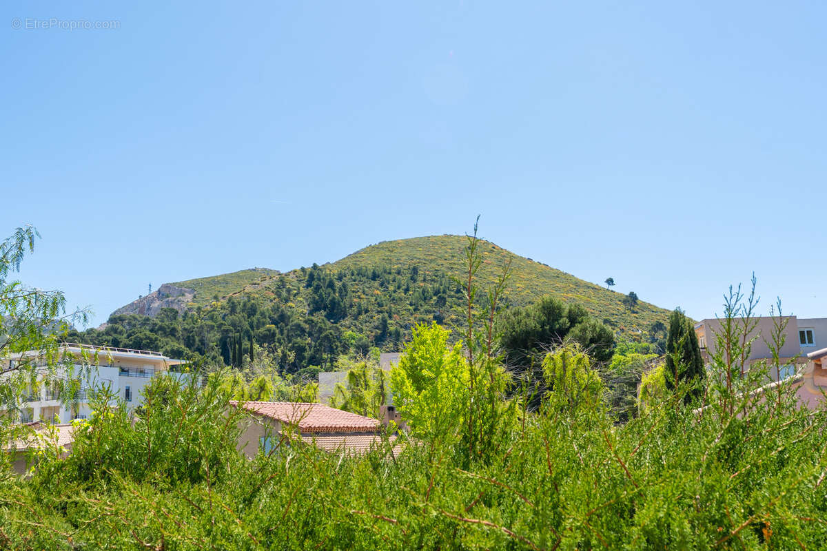 Appartement à MARSEILLE-9E