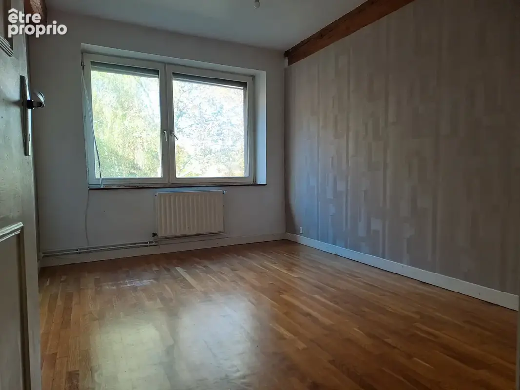 Appartement duplex de 158m2 à Fontaines Saint Martin ! - photo 8