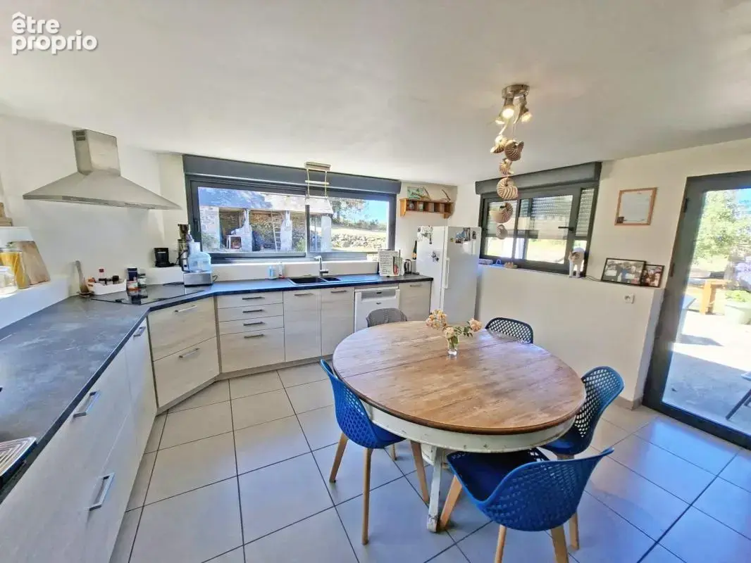 Ensemble immobilier : Belle propriété principale, gite et crèches - photo 3