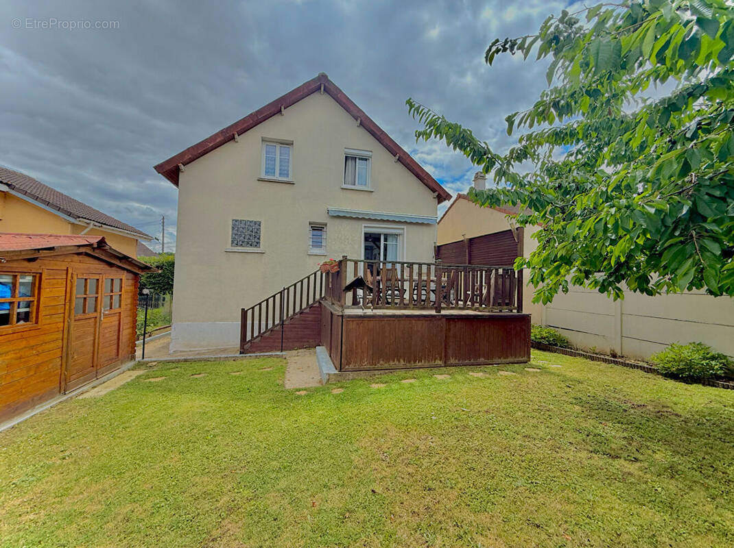 Maison à GOUSSAINVILLE