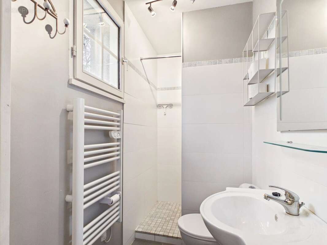 Maison à DOUZILLAC