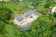Maison à AMBRIERES-LES-VALLEES