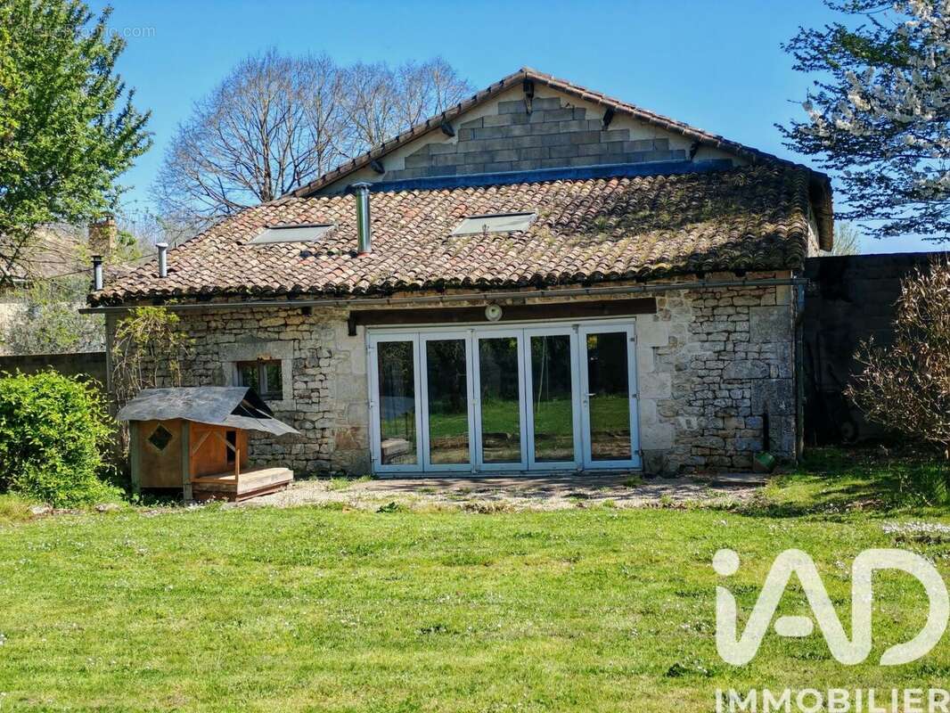 Maison 250 m² à Montjean  - photo 5