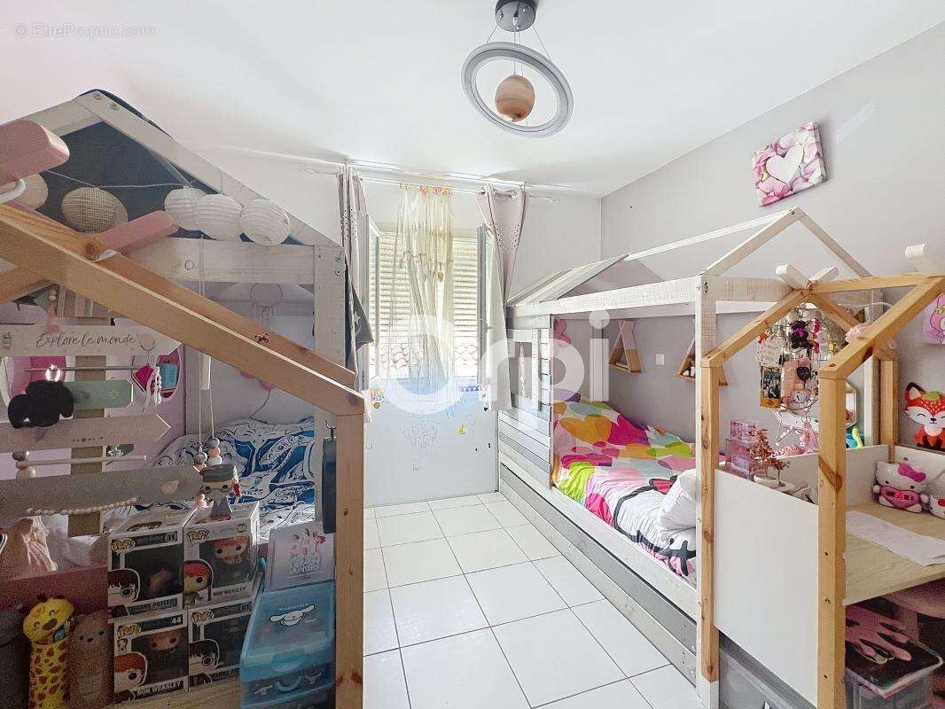 Maison à ROQUEBRUNE-SUR-ARGENS