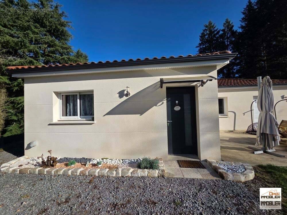 Appartement à SAINT-PIERRE-DE-FURSAC