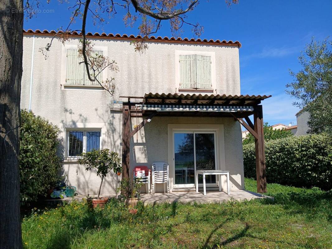 Maison à MONTREDON-DES-CORBIERES