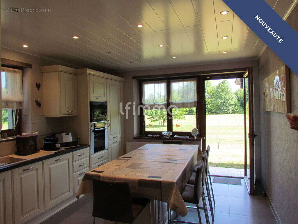 Maison avec une dépendance, sur environ 56 ares - photo 12