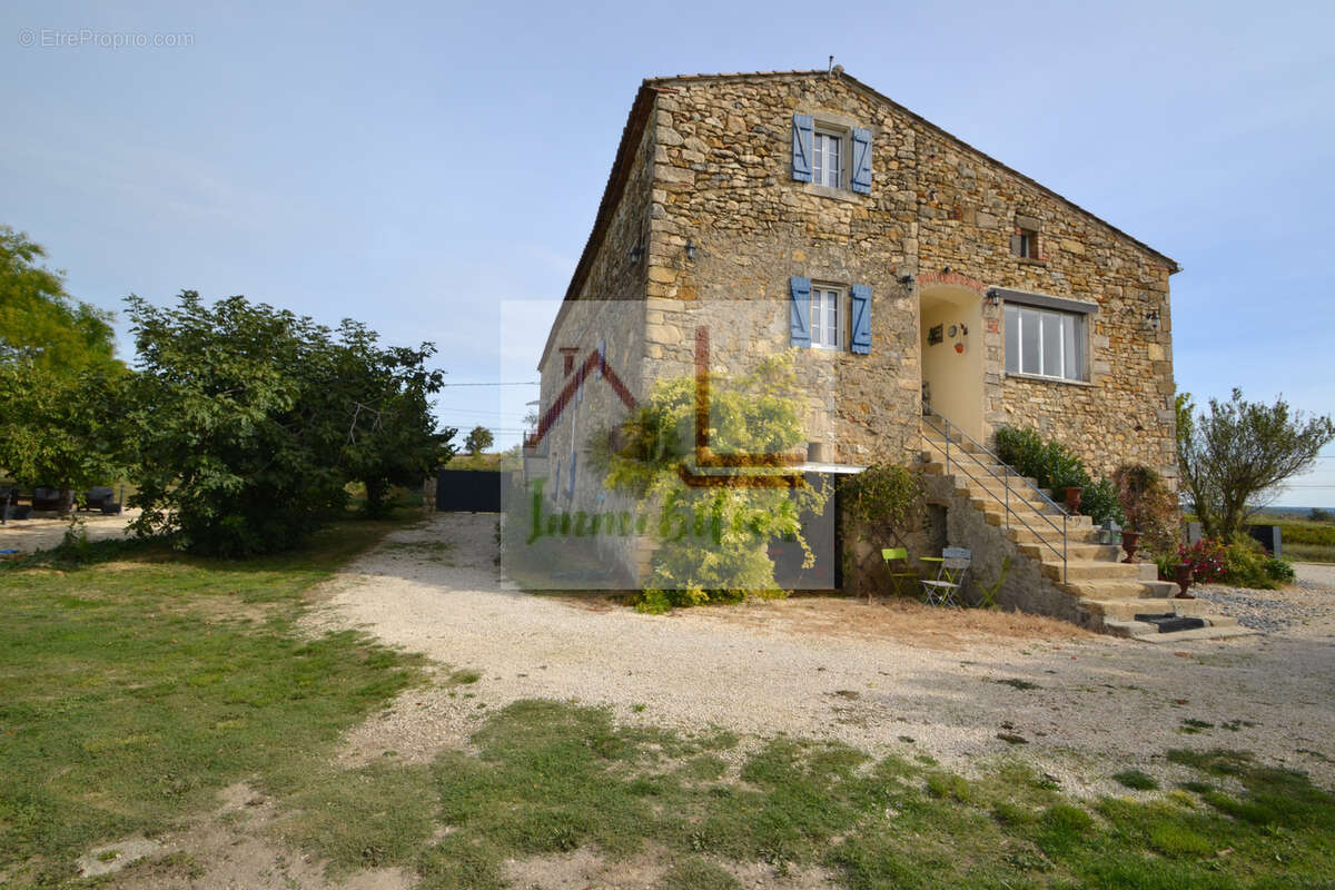 Maison à BESSAS
