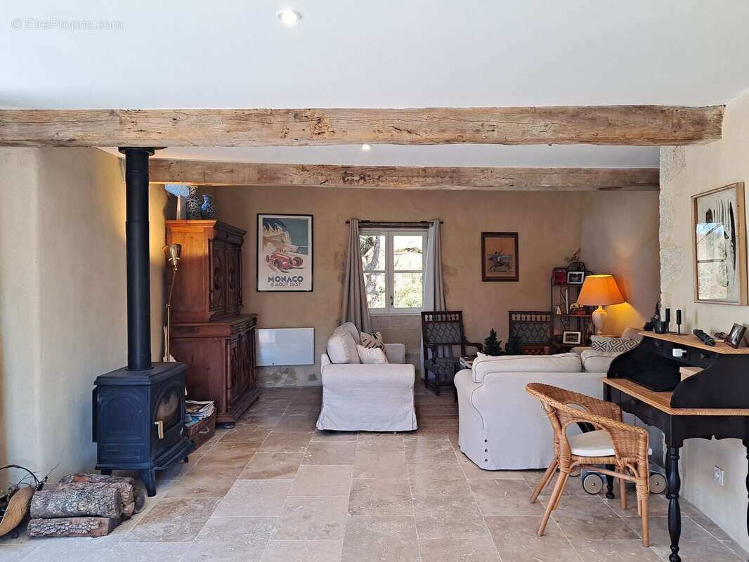 Maison à LA ROMIEU